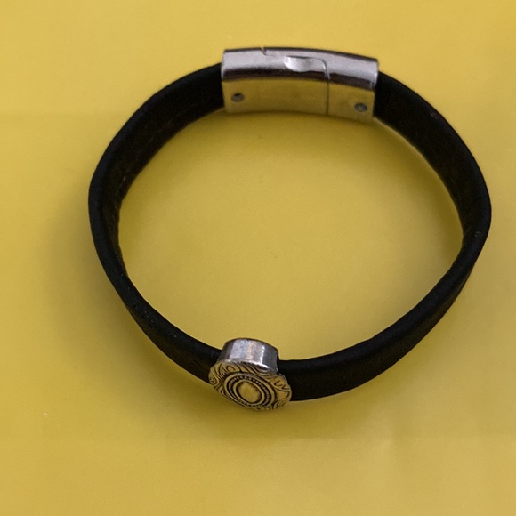 Handmade Cork Bracelet with Magnetic Fasten - Picture 2 of 4